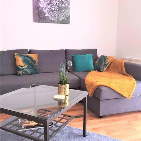 Naehe Karli, 4 Pers., Zentrum Sued Leipzig